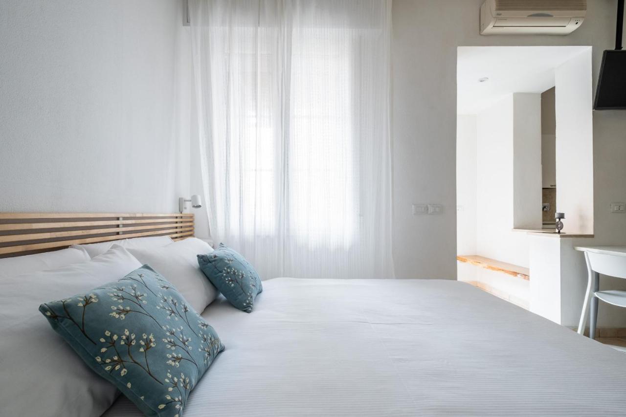 Delia'S Studios In The City Center By Wonderful Italy بولونيا المظهر الخارجي الصورة